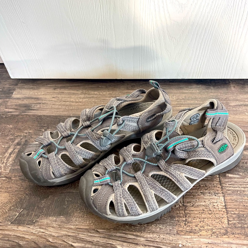 Grey KEEN Whisper water hiking sandals